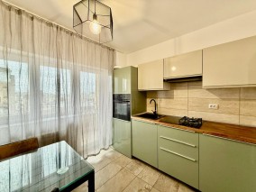 Apartament de inchiriat 3 camere zona Piata Romana, Bucuresti 100 mp