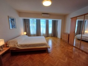Apartment for rent 5 rooms Batistei - National Theatre, Bucharest