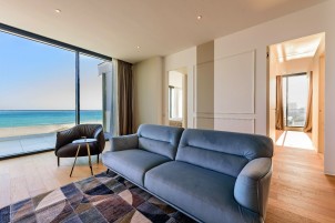 Apartament de vanzare 4 camere Mamaia Nord, vedere superba Marea Neagra, judetul Constanta