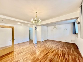 Apartament de vanzare 5 camere zona Charles de Gaulle - Televiziunea Romana, Bucuresti