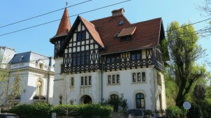 Apartament in vila de inchiriat pretabil pentru birouri zona Dacia - Piata Romana, Bucuresti