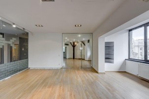 Apartament in vila de vanzare pretabil birouri Piata Romana, Bucuresti