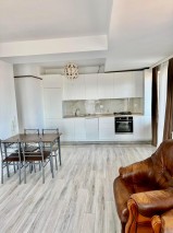 Apartament luminos de inchiriat 2 camere plus birou si 2 terase zona Pipera - OMW, Bucuresti