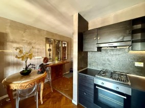 Apartament special tip duplex de inchiriat 3 camere zona Sala Palatului, Bucuresti