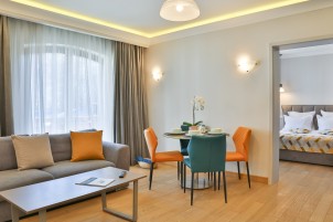 Aparthotel de vanzare Sinaia, judetul Prahova 1.887 mp