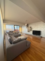 Penthouse de inchiriat 4 camere zona Sisesti, Bucuresti 170 mp