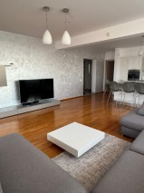 Penthouse de inchiriat 4 camere zona Sisesti, Bucuresti 170 mp