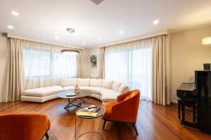 Penthouse tip duplex de vanzare 5 camere zona Primaverii, Bucuresti