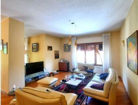 Property for sale 8 rooms Dorobanti - Capitale, Bucharest