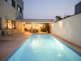 Vila individuala cu terasa circulabila superba, cu piscina si garaj dublu &ndash; Corbeanca, judetul Ilfov