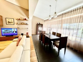 Vila cocheta de vanzare 5 camere Pipera, Bucuresti 300 mp