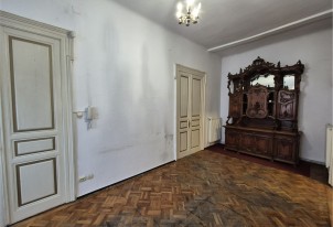 Vila cu arhitectura deosebita 5 camere zona Ultracentral - Piata Victoriei, Bucuresti