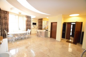 Villa for rent 4 rooms Iancu Nicolae - Padurea Baneasa area, Bucharest 230 sqm