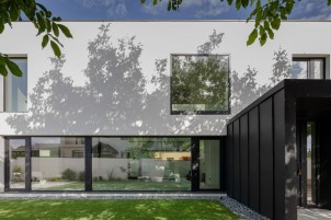 Vila de vanzare 5 camere arhitectura contemporana zona Pipera, Bucuresti