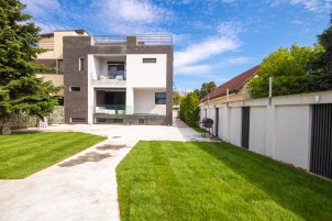 Villa for sale 6 rooms Herastrau area, Bucharest 528 sqm