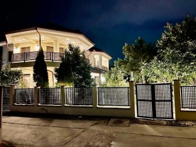 Villa for sale 6 rooms Pipera area, Bucharest