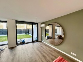 Vila de vanzare 6 camere zona Pipera - Cambridge School, Bucuresti