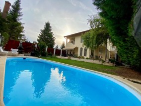 Vila de vanzare 7 camere zona Iancu Nicolae - Pipera, Bucuresti