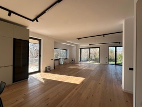 Vila noua de inchiriat 5 camere zona Pipera, Bucuresti 331 mp