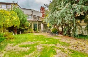 Vila premium tip duplex de vanzare 5 camere zona Iancu Nicolae,Bucuresti