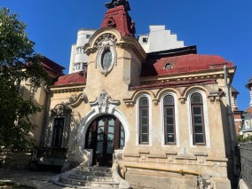 Vila reprezentativa de inchiriat zona Ultracentral - Lascar Catargiu, Bucuresti 360 mp