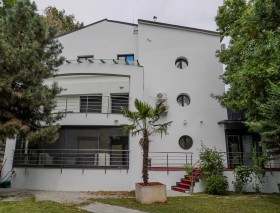 Vila superba de inchiriat 7 camere, cinema si sala de sport zona Herastrau - Nordului, Bucuresti