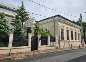 Vila speciala de vanzare 8 camere zona Unirii, Bucuresti