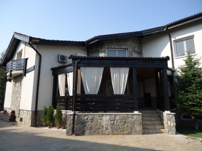 Villa for rent 6 rooms Baneasa - Iancu Nicolae area 500 mp