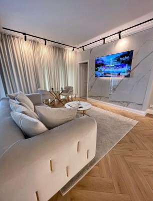 2 rooms apartment for sale Aviatiei area, Bucharest