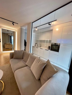 2 rooms apartment for sale Aviatiei area, Bucharest