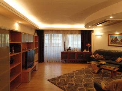 2 room apartment for sale Unirii area, Bucharest 105 sqm