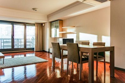 Apartament de inchiriat 2 camere zona Piata Romana, Bucuresti 105 mp