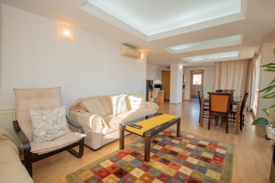 Penthouse for rent 3 rooms Herastrau area, Bucharest 118 sqm