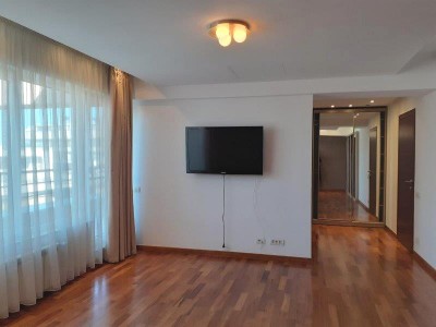 Apartment for rent 3 rooms Herastrau Park, Bucharest 158 sqm