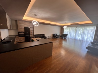 Apartment for sale 4 rooms Herastrau area, Bucharest 195 sqm