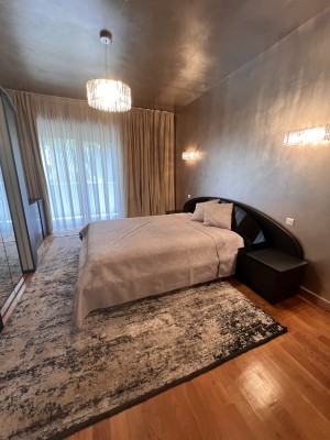 Apartament de inchiriat 4 camere zona Herastrau, Bucuresti 195 mp