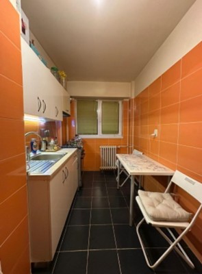 Apartament de vanzare 3 camere zona Calea Victoriei, Bucuresti