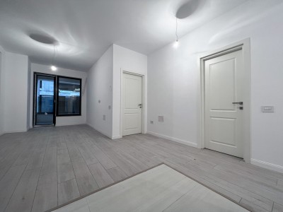 Apartament de vanzare 3 camere zona Pipera OMV, Bucuresti 82.8 mp