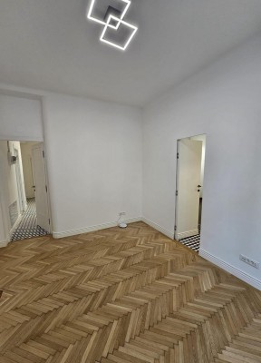Apartment for sale 4 rooms Victoriei Square - Lascar Catargiu, Bucharest