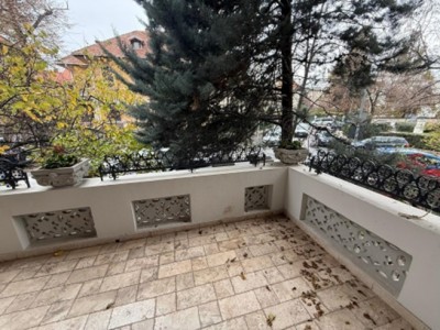 Apartment in villa for rent &ndash; Dorobanți&ndash;Capitale area, Napoleon III Square, Bucharest