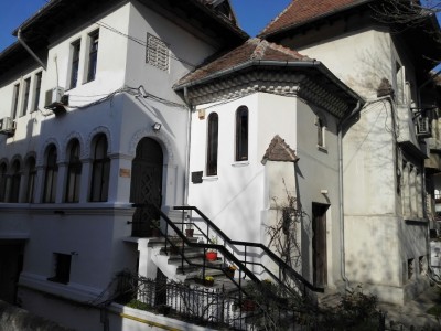 Apartament in vila de vanzare 4 camere Dorobanti - Capitale, Bucuresti