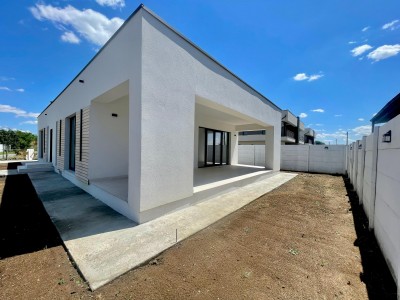 Single-story Mediterranean-style house with 4 rooms in the Corbeanca area, Ilfov County