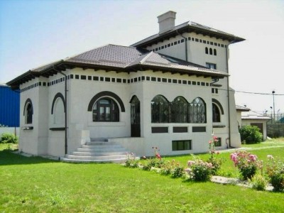 For sale The Ghiață Family Mansion – a historic jewel of Voluntari