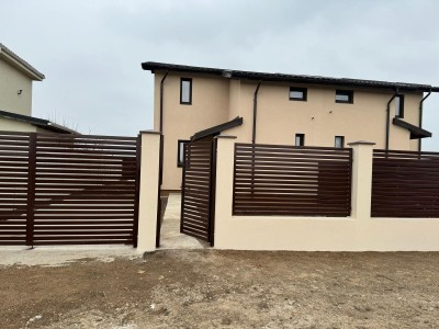 Duplex de vanzare 3 camere zona Otopeni, judetul Ilfov