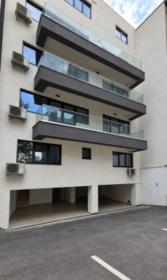 Imobil boutique de vanzare zona Polona - Dorobanti, 5 apartamente, 6 locuri de parcare