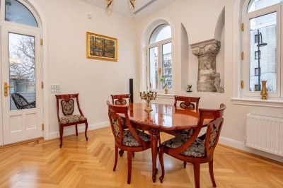 Exceptional Opportunity: 2 Apartments for sale in an architectural villa in Bucharest&rsquo;s Filipescu Plot