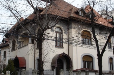 Spatii birouri de inchiriat in vila zona Piata Romana, Bucuresti 1.200 mp