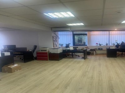 Spatii birouri de vanzare zona Ultracentral - Batistei, Bucuresti 218.2 mp