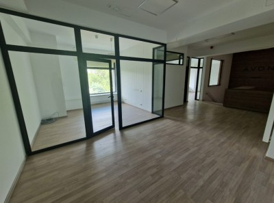 Commercial space for rent Unirii Square area, Bucharest 303 sqm