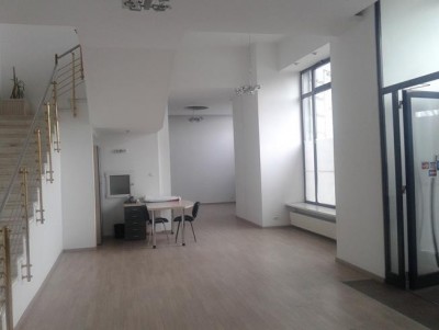 Commercial space for rent Unirii Square area, Bucharest 570 sqm